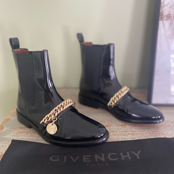 Givenchy Chain Leather Chelsea Boot - Picture 1 of 6